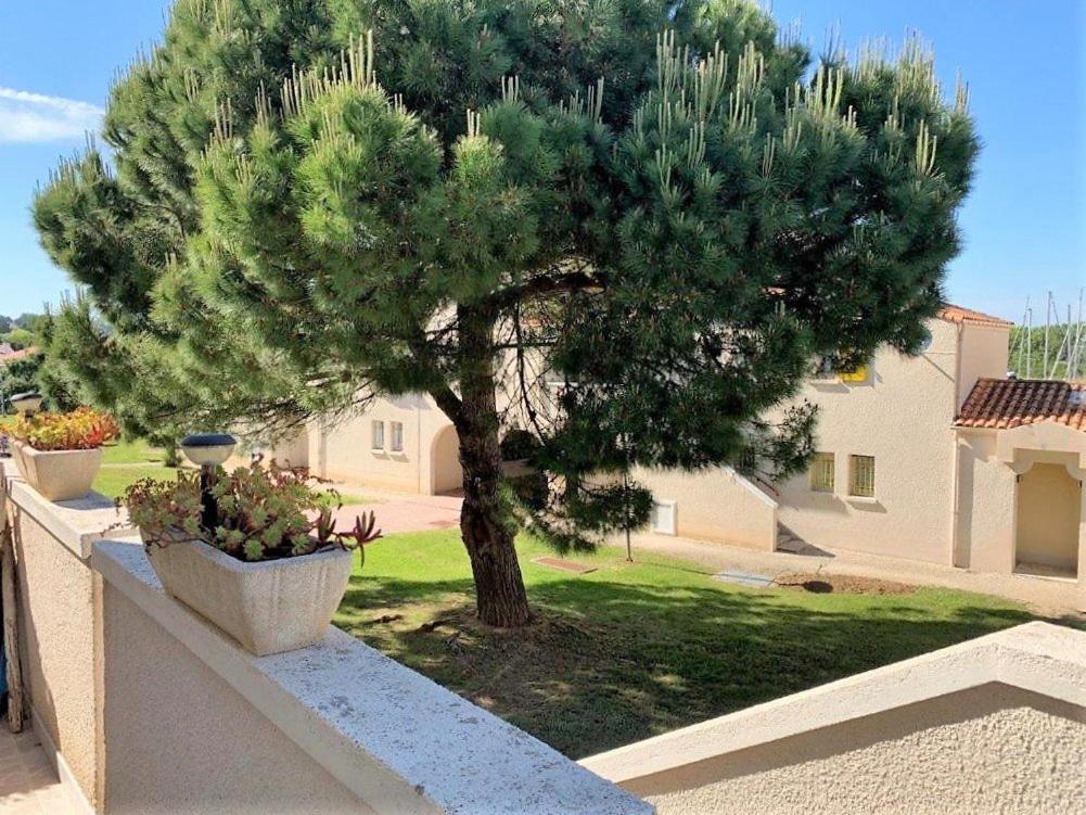 Meschers Sur Gironde - Appartement - Residence Sur Le Port Avec Balcon Exterior photo